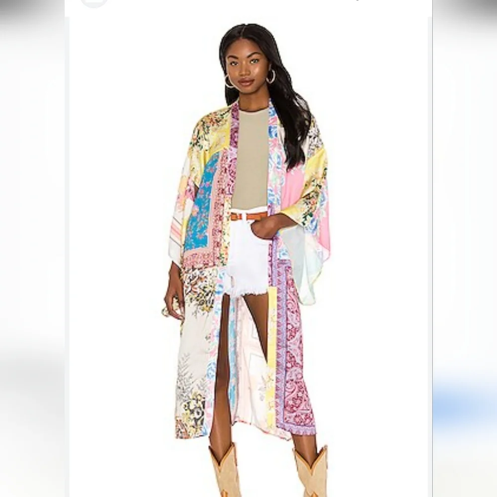 We The Free Patched With Love Robe - Picture 11 of 13